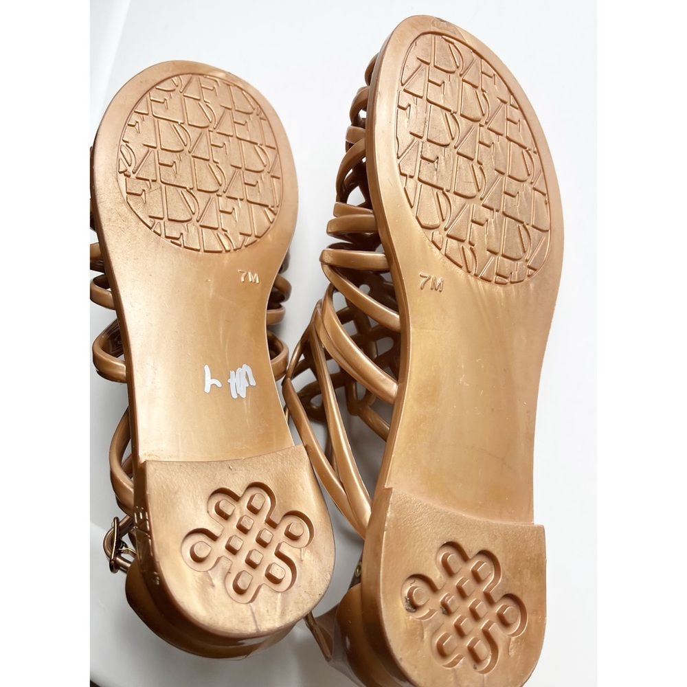 Diane Von Furstenburg Jaya bronzed gold jelly sandals sz 7 - Picture 6 of 9